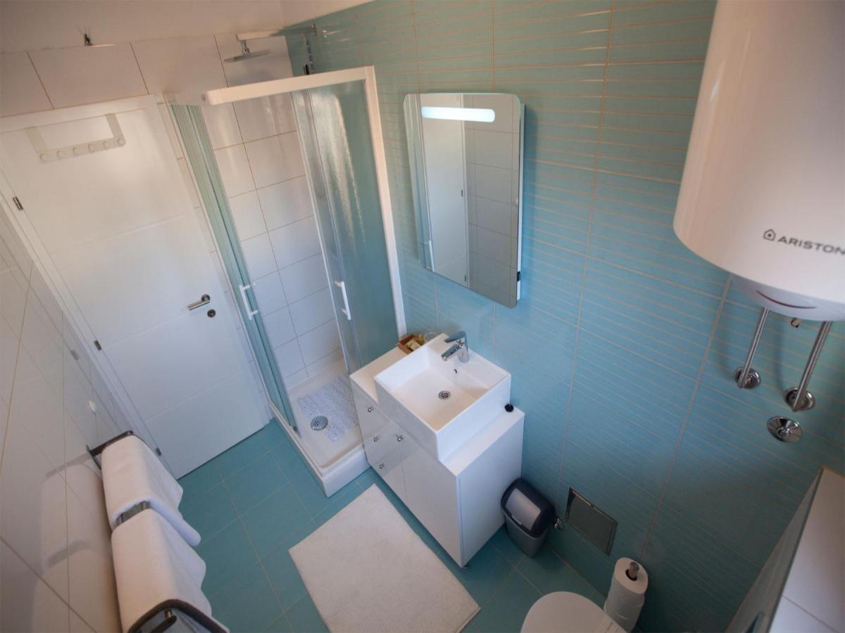 Apartments Roses Stobreč Екстериор снимка